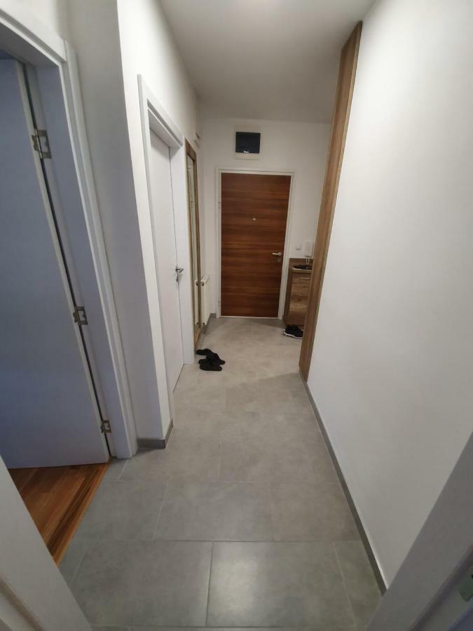 Apartament Apartman Lux Doboj Zewnętrze zdjęcie