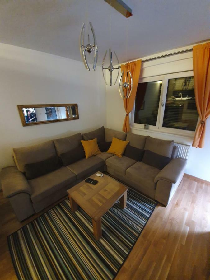 Apartament Apartman Lux Doboj Zewnętrze zdjęcie