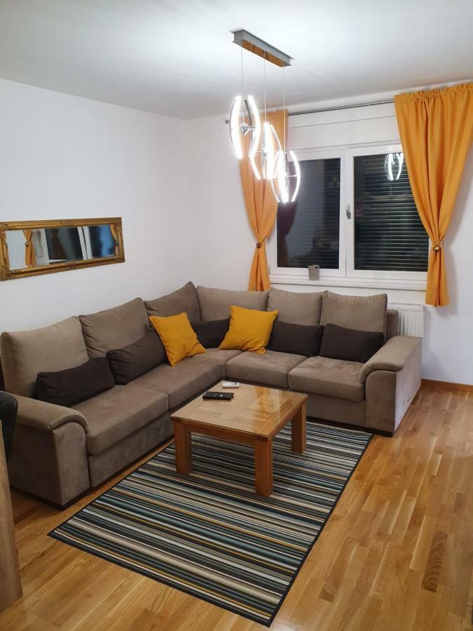 Apartament Apartman Lux Doboj Zewnętrze zdjęcie