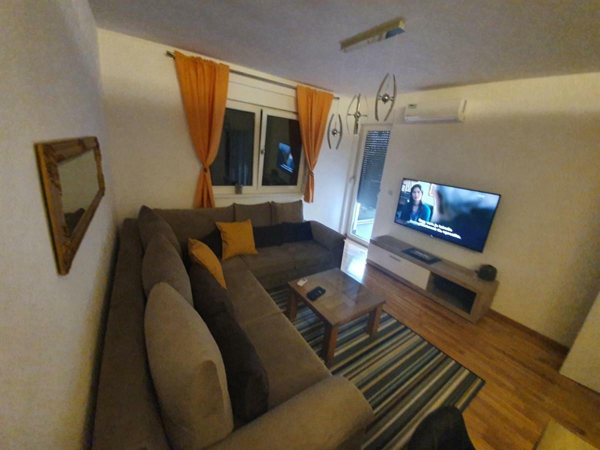 Apartament Apartman Lux Doboj Zewnętrze zdjęcie