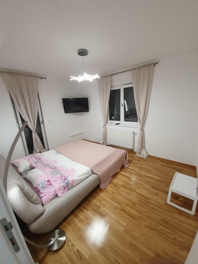 Apartament Apartman Lux Doboj Zewnętrze zdjęcie