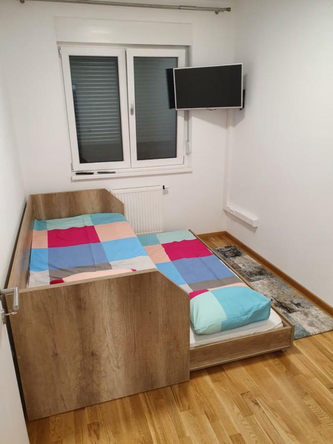 Apartament Apartman Lux Doboj Zewnętrze zdjęcie